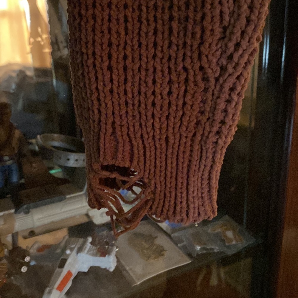 Derek Heart medium brown sweater - Picture 3 of 5